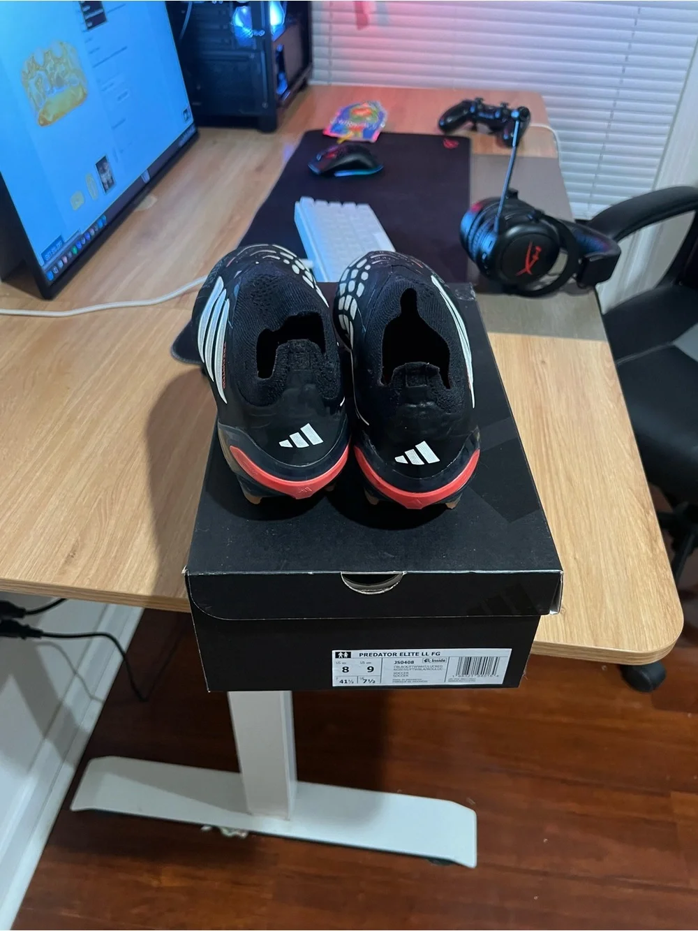 USED SIZE 8 ELITE WITH BAG adida Predator Laceless Soccer Cleats Black/White/Red